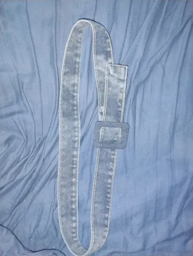Cinto Jeans Moderno com Fivela Quadrada