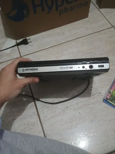 DVD Player Karaoke Mondial mais filmes