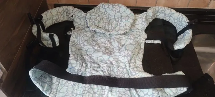 Mochila Evolutiva - Sling Upa Original - Canguru para Bebê Conforto e Segurança