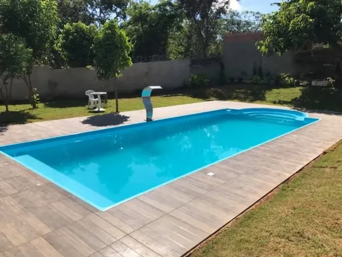 Piscina nas medidas de 10.70 x 4.00 x 1.40