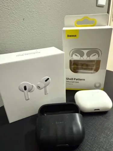 AirPods Pro + Capa