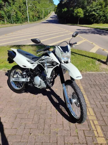 XTZ Lander 250 Relíquia