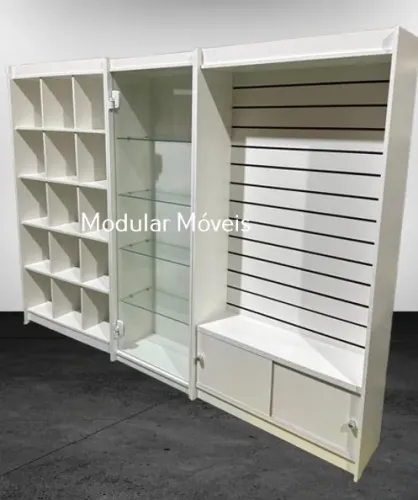 Colmeia + Prateleira de Vidro com Portas + Estante Canaletado com Portinhas