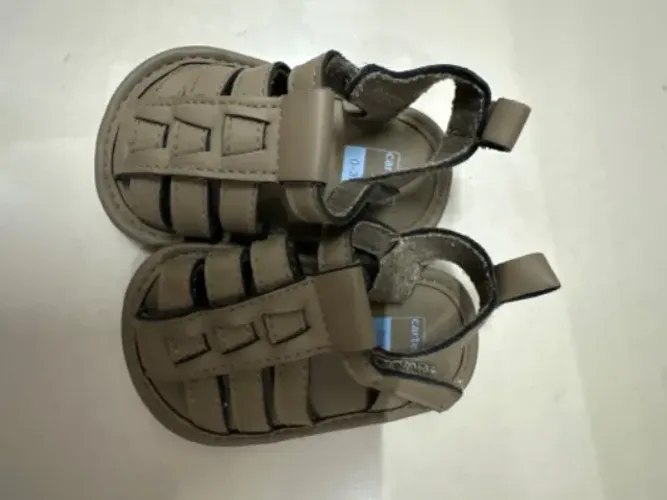 Sandália carters infantil 0-3 meses