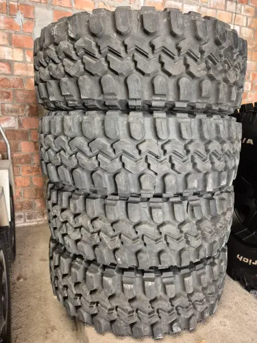 Pneus VJ 910 - BF MUD 37 12,5 R17