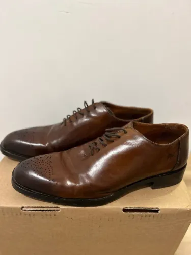 Sapatos Sociais Oxford de Couro Marrom