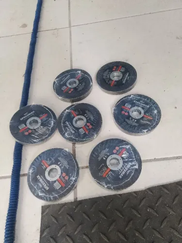 VENDO DISCOS DE CORTES DESLIZADORES 10 UNIDADES POR R$ 20 REAIS.