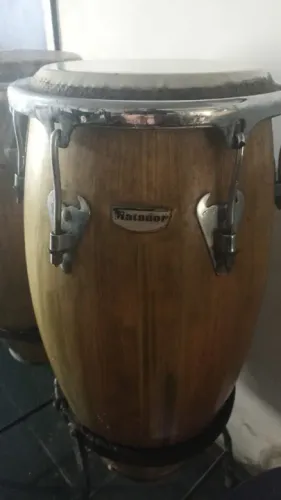 Congas marca LP modelo El Matador