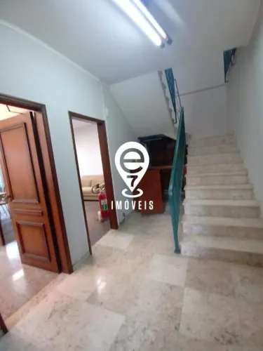 EXCELENTE SOBRADO COMERCIAL OU RESIDENCIAL PARA LOCAÇÃO DE 3 DORMITÓRIOS NO MIRANDÓPOLIS!