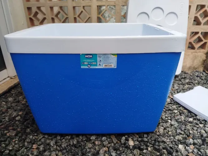 Vendo cooler 75 litros 