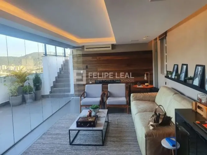 Apartamento Cobertura em Itacorubi - Florianópolis