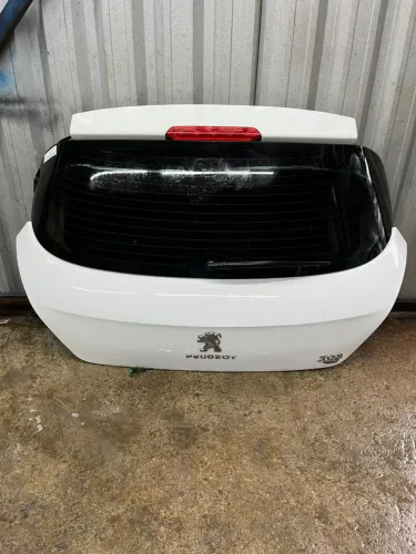 Tampa Traseira Peugeot 308 - RS Auto Peças