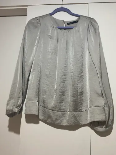 Blusa Acetinada Manga Longa