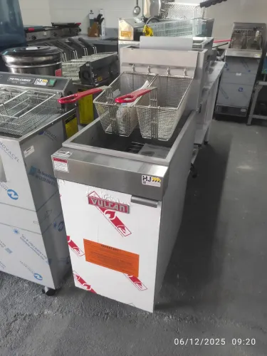 Bh Fritadeira industrial Vulcan LG300
