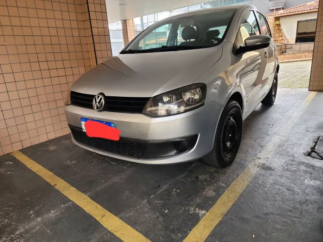 Volkswagen Fox 1.0 MI Total Flex 8V 5P 2013
