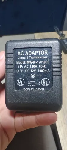 Adaptador de Energia - diversos - 8 fontes