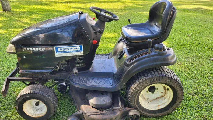 Vende se tratorzinho cortar grama 24 HP