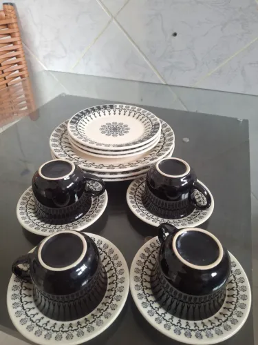 Vendo aparelho de jantar biona 