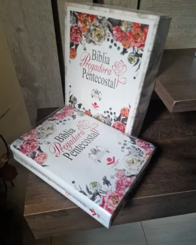 Bíblia de estudo da pregadora pentecostal (Grande)