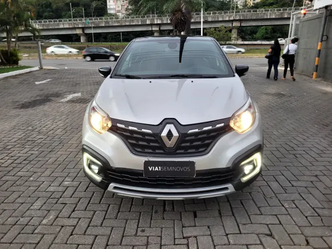 Renault Captur Intense 1.3 TB 16V Flex 5P AUT 2022
