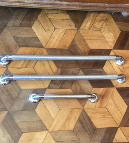 3 Barras de Apoio em Inox - 2x 90cm + 1x 50cm - Antiderrapante