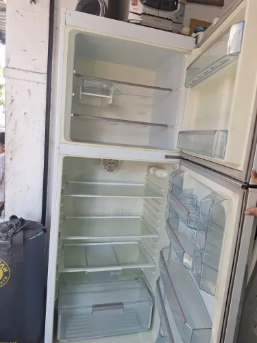 Geladeira Duplex Bosch em bom estado. 220 volts.