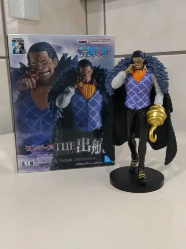 One Piece Estátua Crocodile - Original Bandai Banpresto (17cm) 