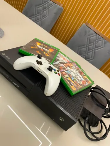 XBOX ONE + 1 CONTROLE + JOGOS