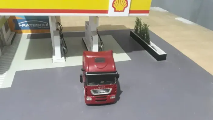 Miniatura    caminhão   ixo    Iveco Stralis   1/43