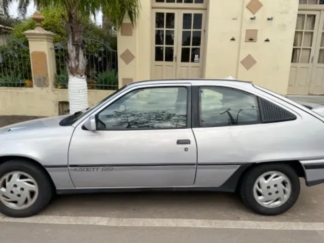 Chevrolet Kadett GSI / GS 2.0 1994