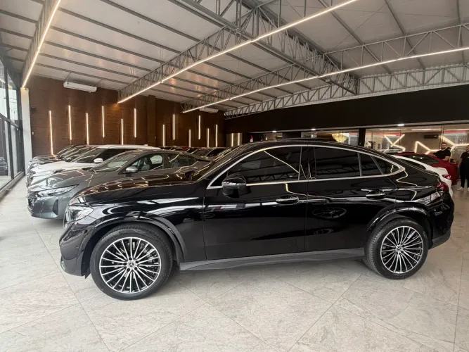 Mercedes-Benz GLC-300 AMG L. Cou. 4M 2.0 TB Aut. (híb) 2025