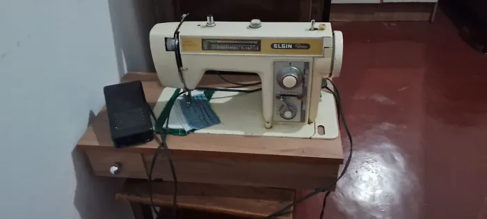 Máquina de costura
