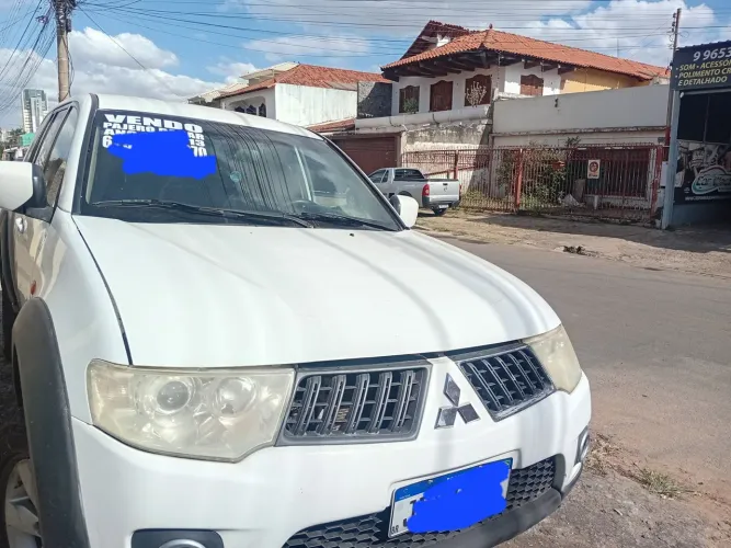 Mitsubishi Pajero Dakar 3.2 4X4 T.i. Dies. 5P Mec. 2013