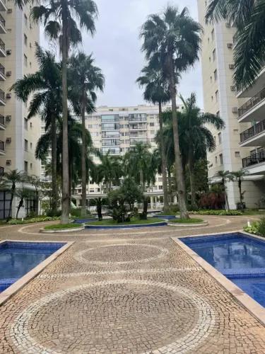 Apartamento para aluguel tem 68 metros quadrados com 2 quartos