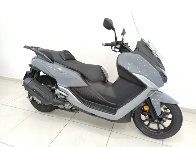 Maxsym 400 GT 2026 400km