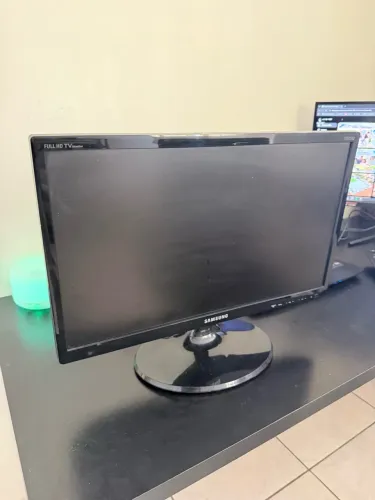 TV Monitor Samsung 21,5 Polegadas T22C310LB