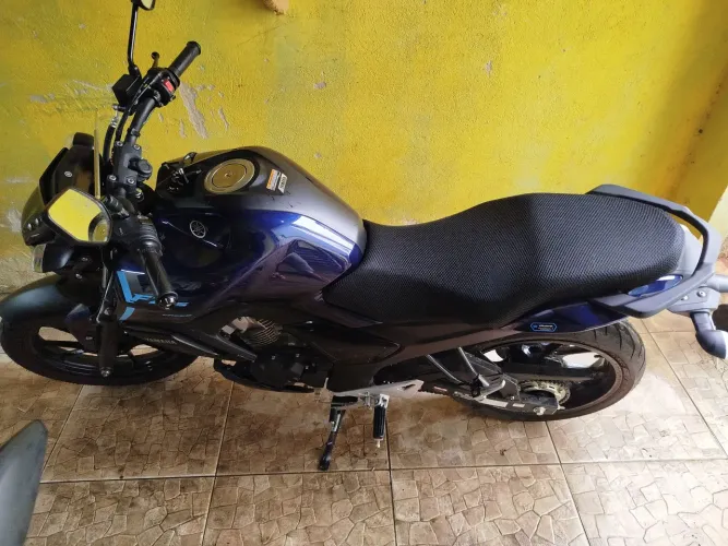 Vendo fezer 150 zerada