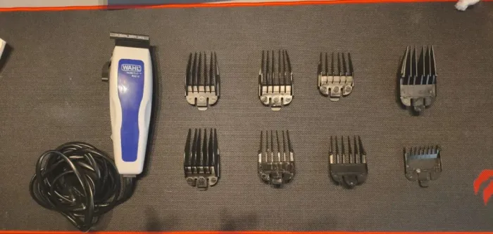 Máquina de Cortar Cabelo: Wahl HomeCut Basic Roxa