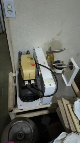 Máquina de puxar bala de doce