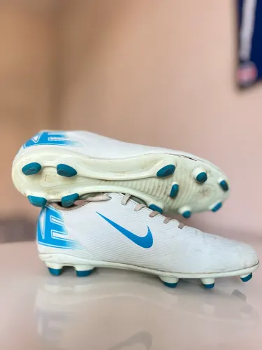 Chuteira Campo Nike