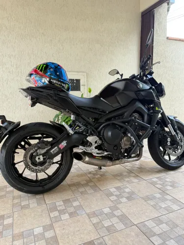 Yamaha MT 09 2025 / Impecável