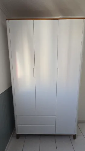 Guarda-Roupa para o Quarto do Bebê! (Estado de Novo)