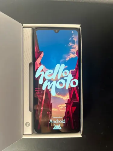 Celular moto g06