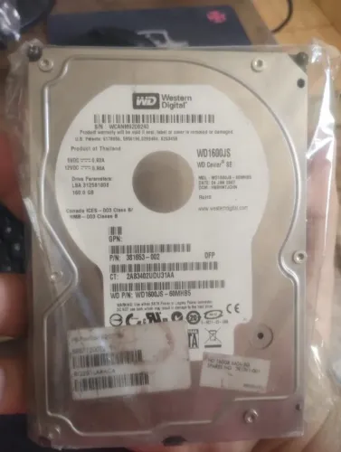 HD Western Digital de 160 GB, conexão SATA.