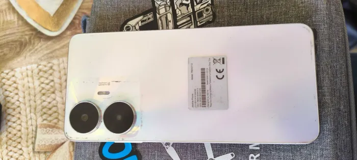 Telefone celular realmec55