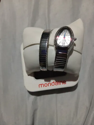 Relógio feminino mondaine