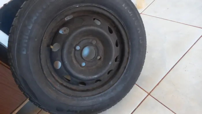 Roda completa com penneu