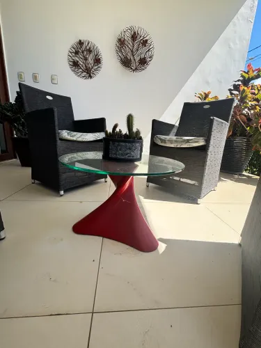 Jogo de cadeiras e centro