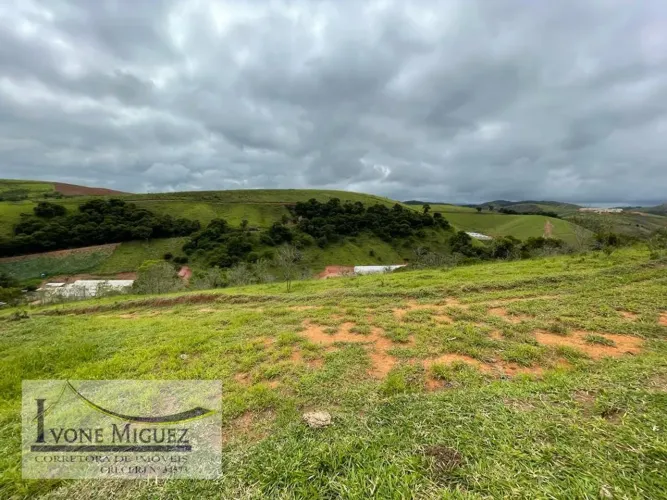Terreno em Coqueiros - Paty do Alferes, RJ