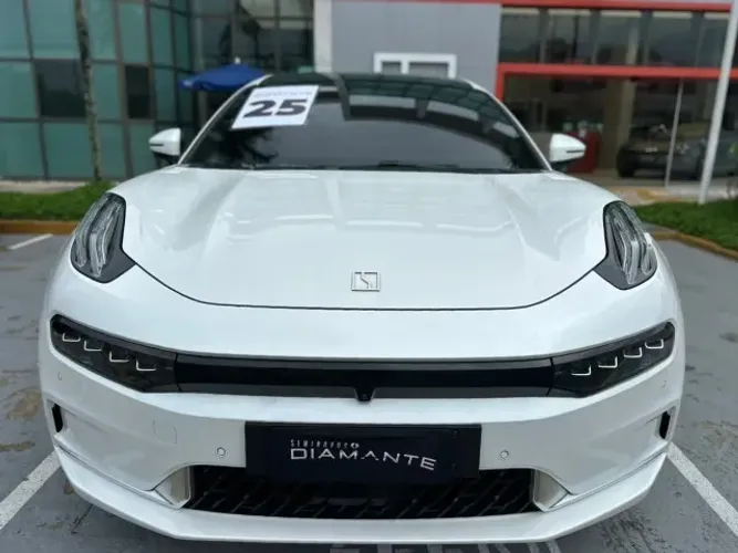 Zeekr 001 Premium Premium (elétrico) 2025
